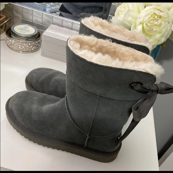 Gray Ugg boots size 6 - Picture 10 of 11